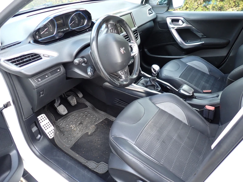 Peugeot 2008 1.6 eHDI, снимка 11 - Автомобили и джипове - 52542981