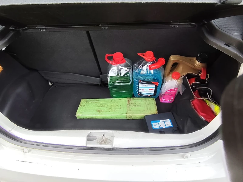 Chevrolet Spark 1.0 Бензин/GAS Реални Километри, снимка 9 - Автомобили и джипове - 52585361