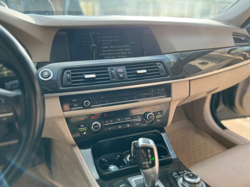 BMW 528 i, снимка 10 - Автомобили и джипове - 52913197