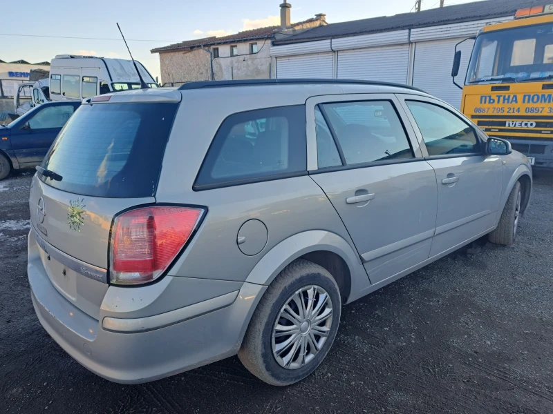Opel Astra, снимка 3 - Автомобили и джипове - 53077654