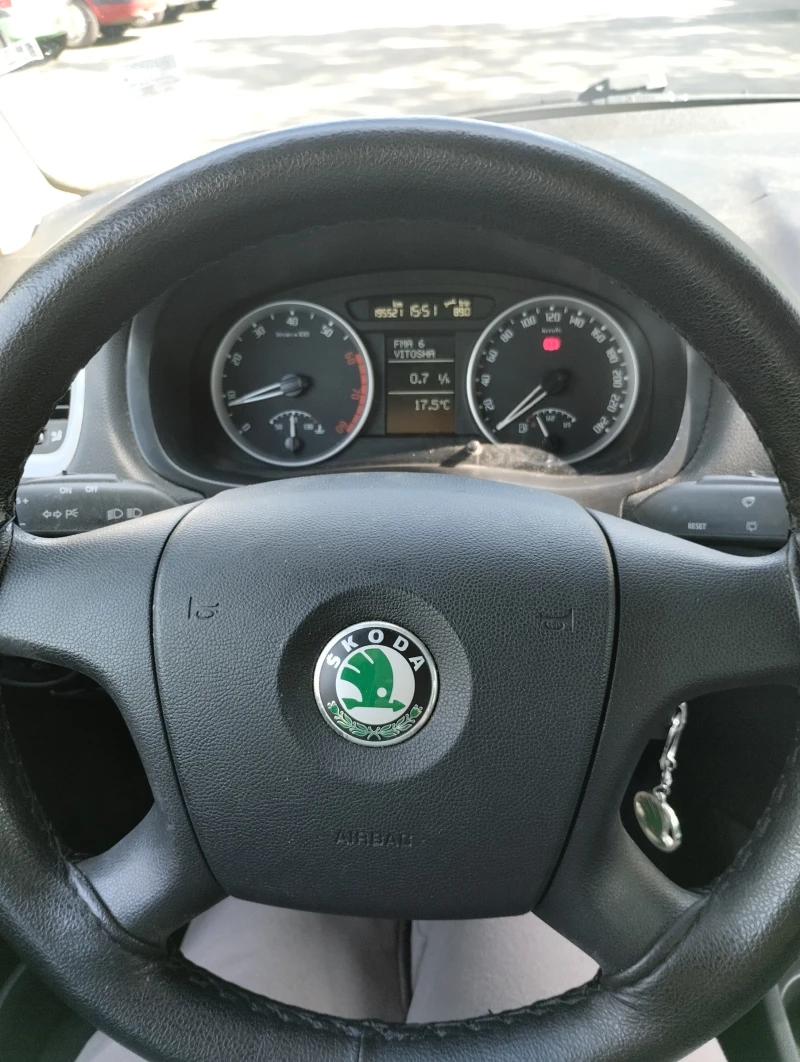 Skoda Roomster 1, 4 Free, снимка 2 - Автомобили и джипове - 53087747
