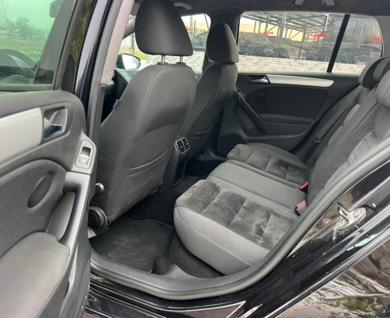 VW Golf 1.4T NAVI/KOJA/6sk/KLIMATRONIK/UNIKAT, снимка 17 - Автомобили и джипове - 53266923