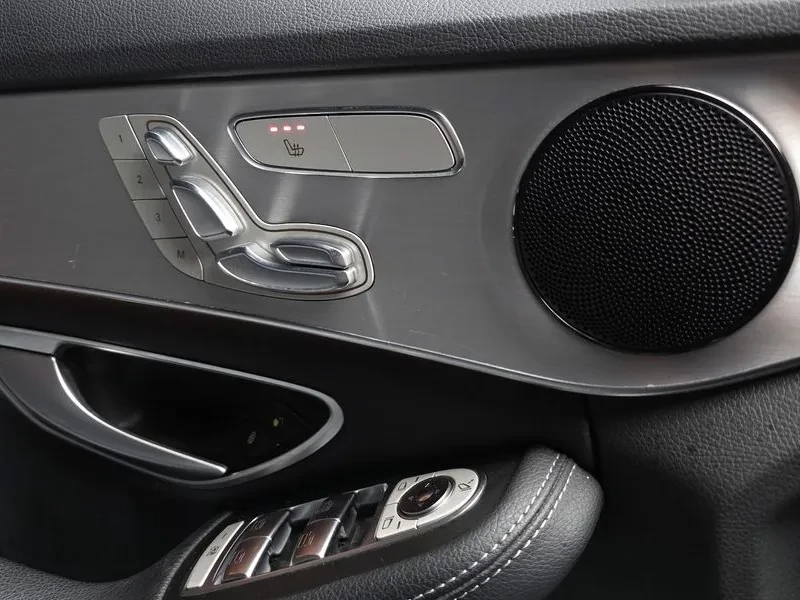 Mercedes-Benz C 200 САМО 30% АВАНС, снимка 17 - Автомобили и джипове - 55947067