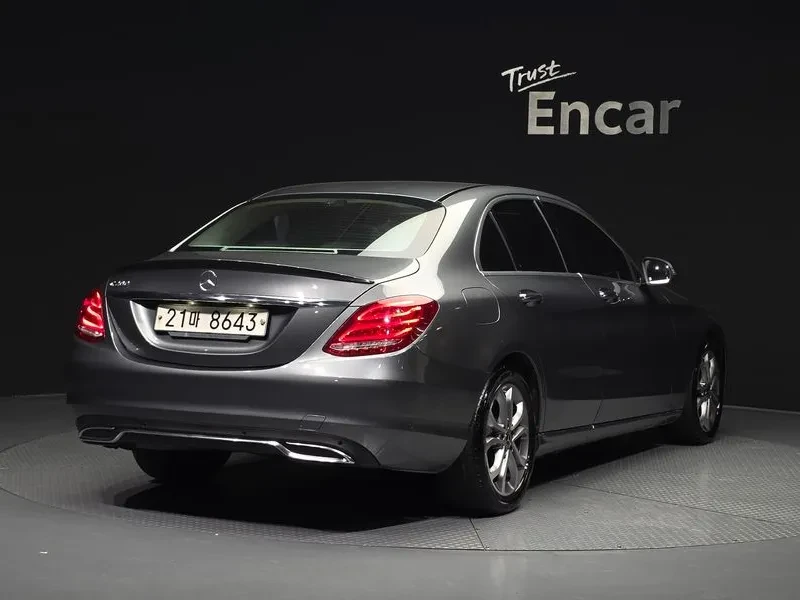 Mercedes-Benz C 200 САМО 30% АВАНС, снимка 2 - Автомобили и джипове - 55947067