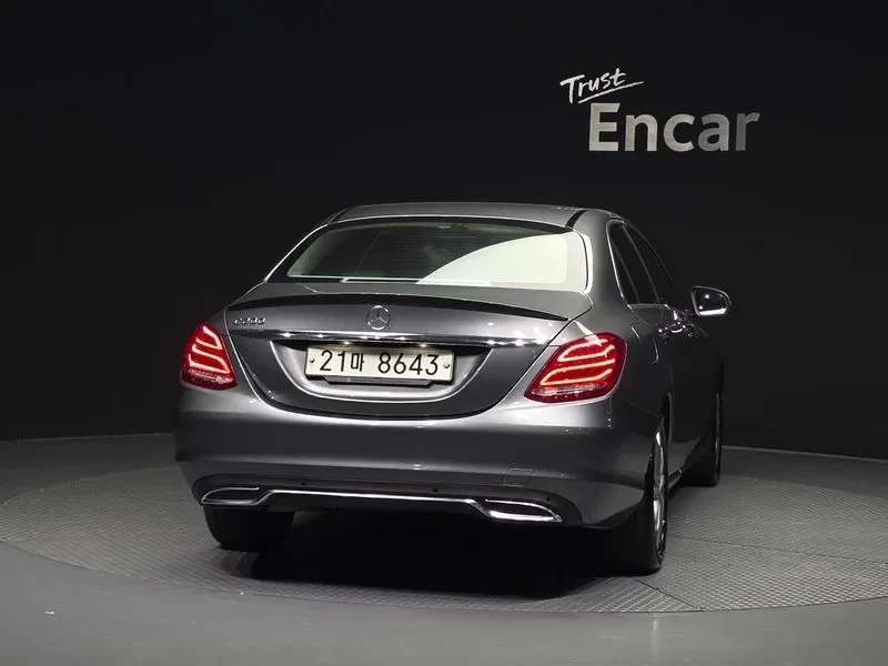 Mercedes-Benz C 200 САМО 30% АВАНС, снимка 4 - Автомобили и джипове - 55947067