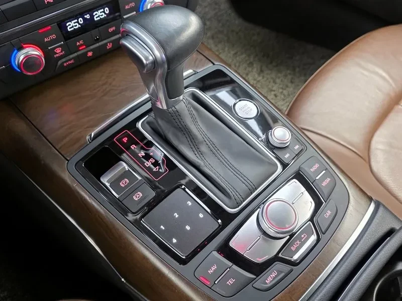 Audi A7 3.0 TDI Quattro - САМО 30% АВАНС, снимка 9 - Автомобили и джипове - 56158811