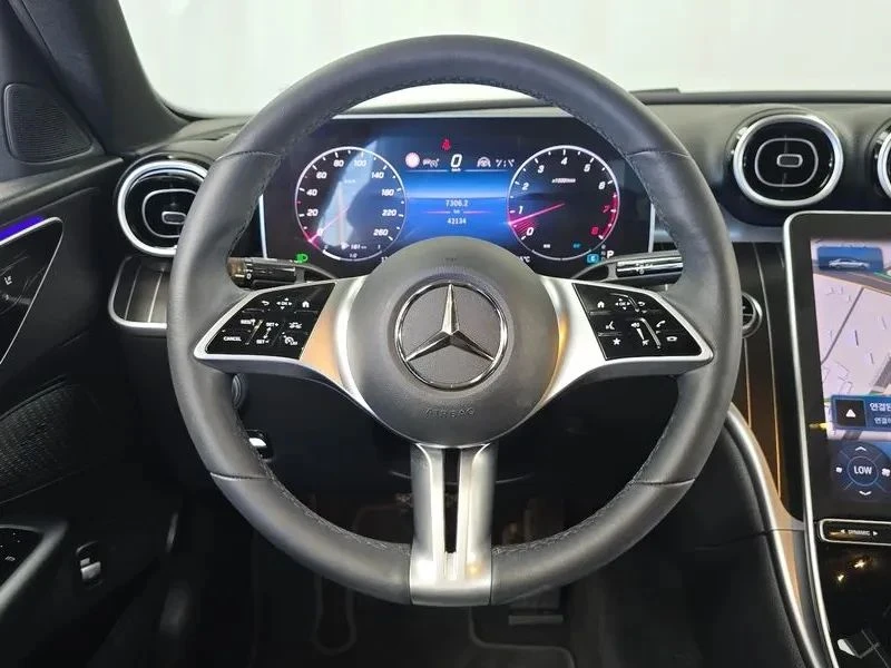 Mercedes-Benz C 200, снимка 13 - Автомобили и джипове - 56738441