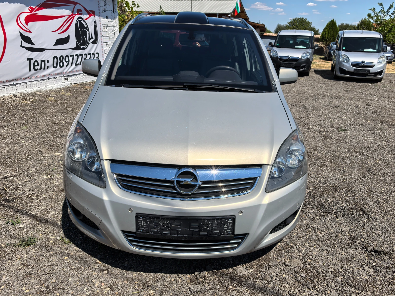 Opel Zafira 1.8i Cosmo - изображение 8