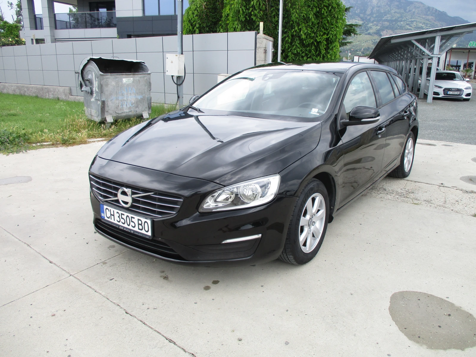 Volvo V60 1.6/KATO НОВА/ABTOMATИК/, снимка 8 - Автомобили и джипове - 48369062