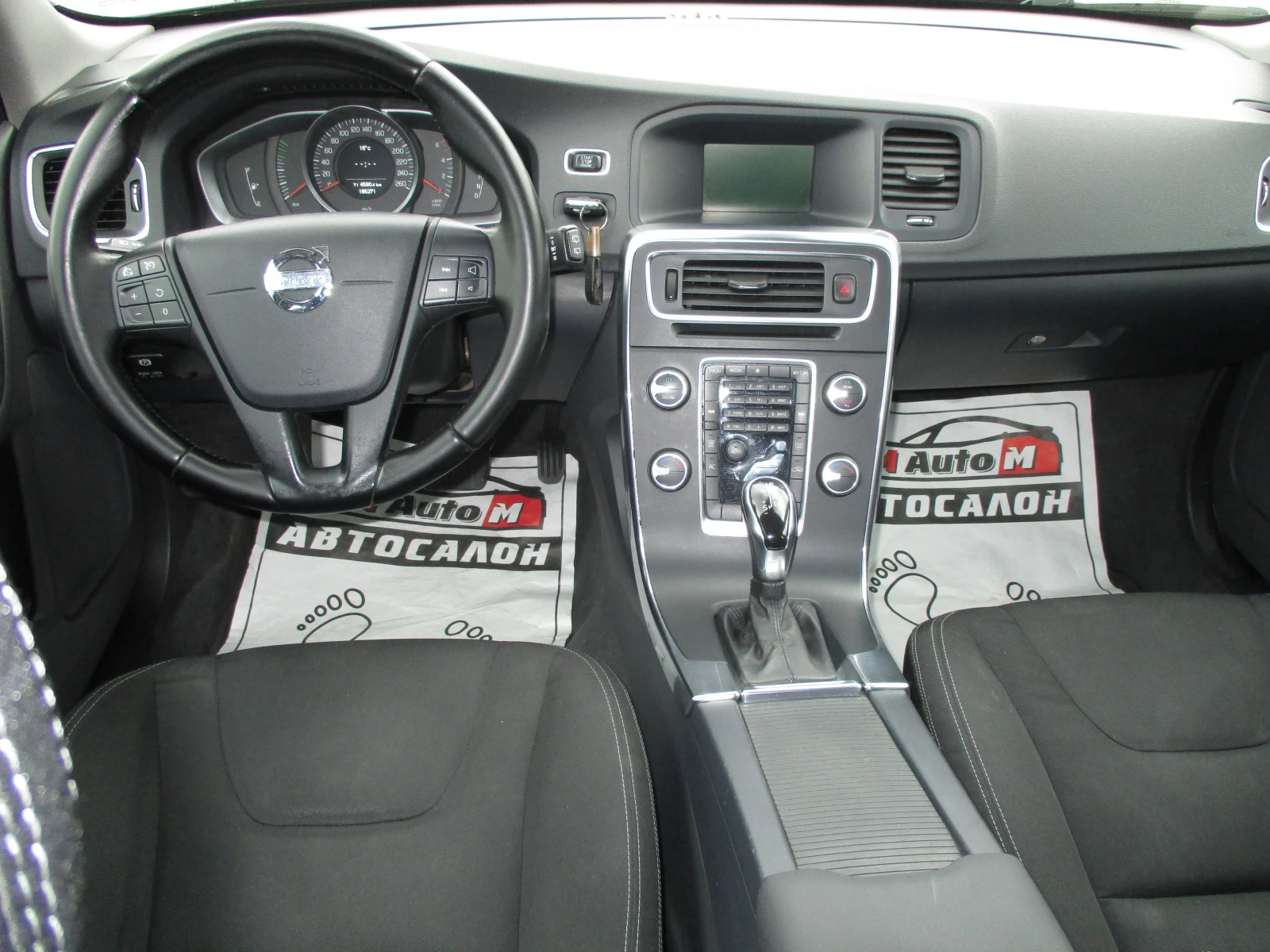 Volvo V60 1.6/KATO НОВА/ABTOMATИК/, снимка 12 - Автомобили и джипове - 48369062