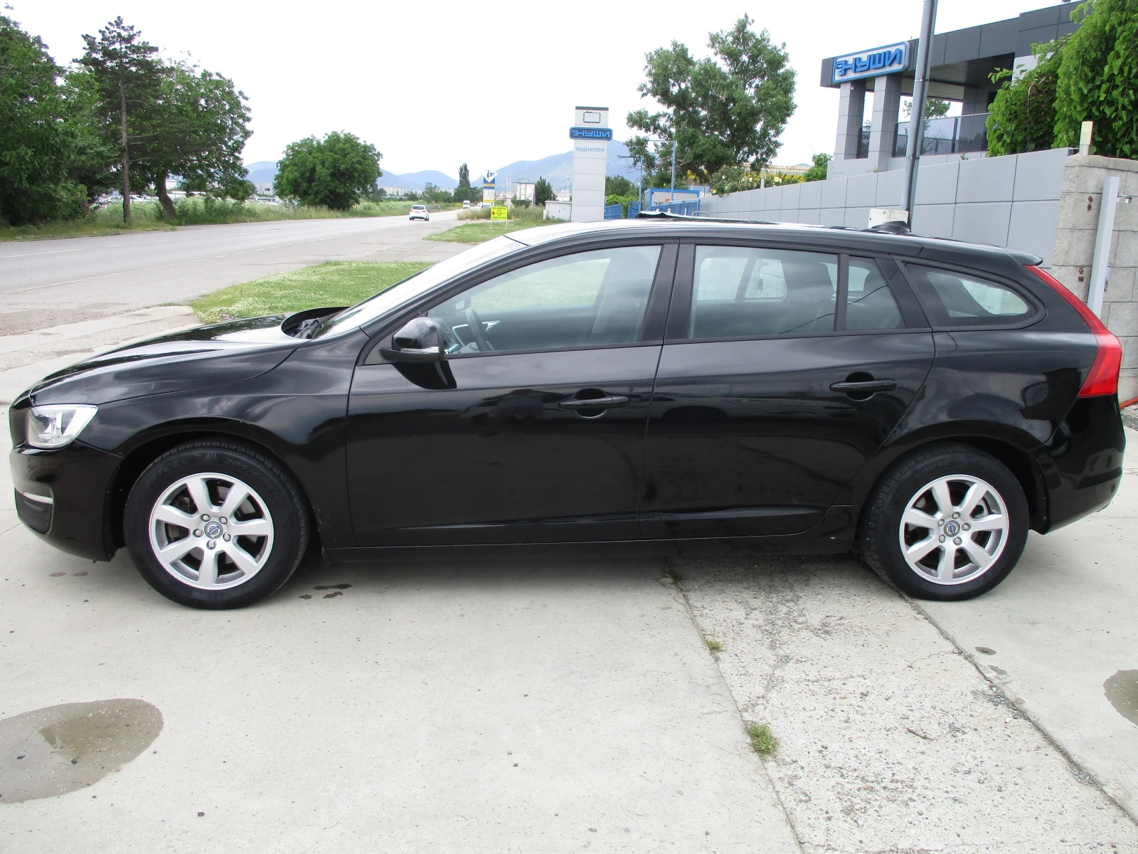 Volvo V60 1.6/KATO НОВА/ABTOMATИК/, снимка 7 - Автомобили и джипове - 48369062
