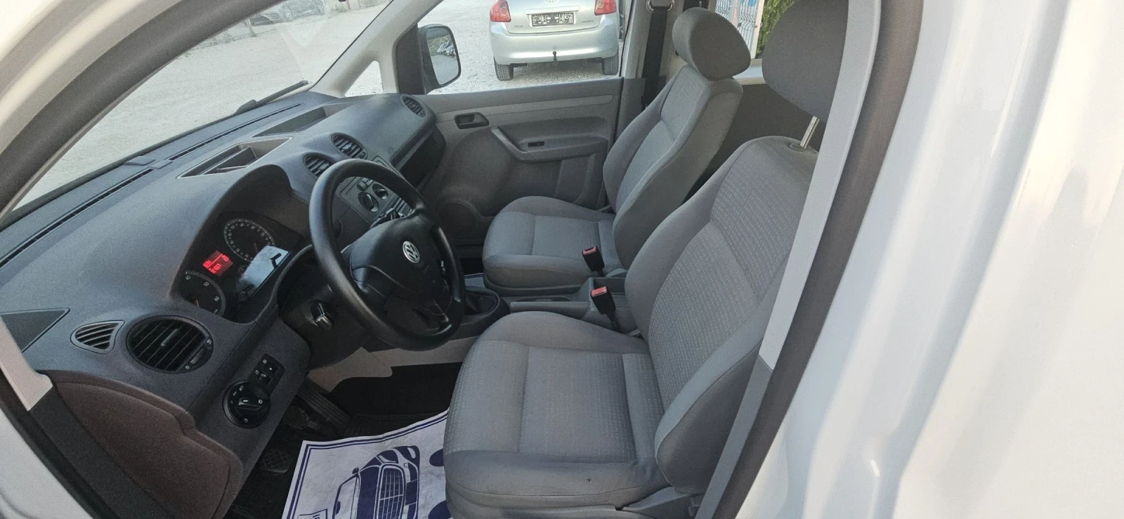 VW Caddy 1.9TDI.105кс.2009г.ТОПсъстояние - изображение 9