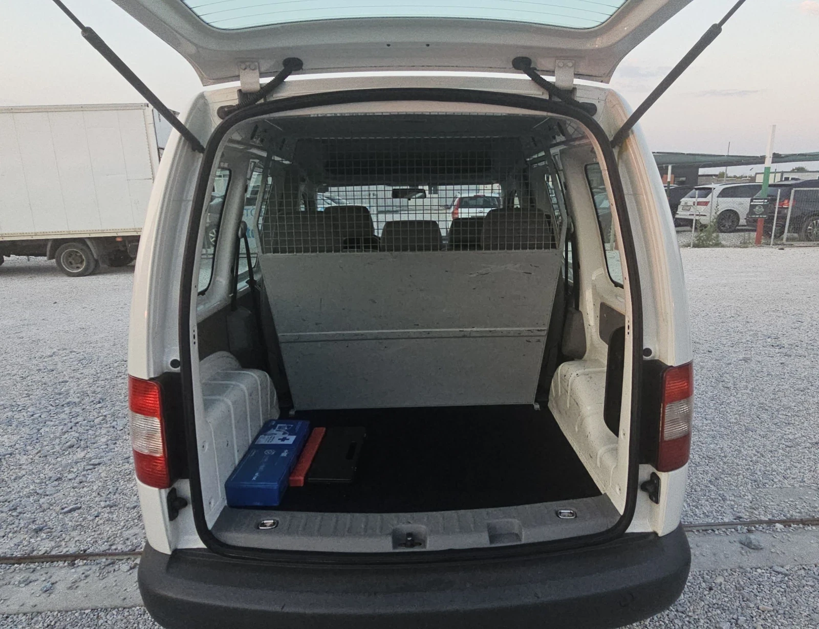 VW Caddy 1.9TDI.105.2009. | Mobile.bg   11