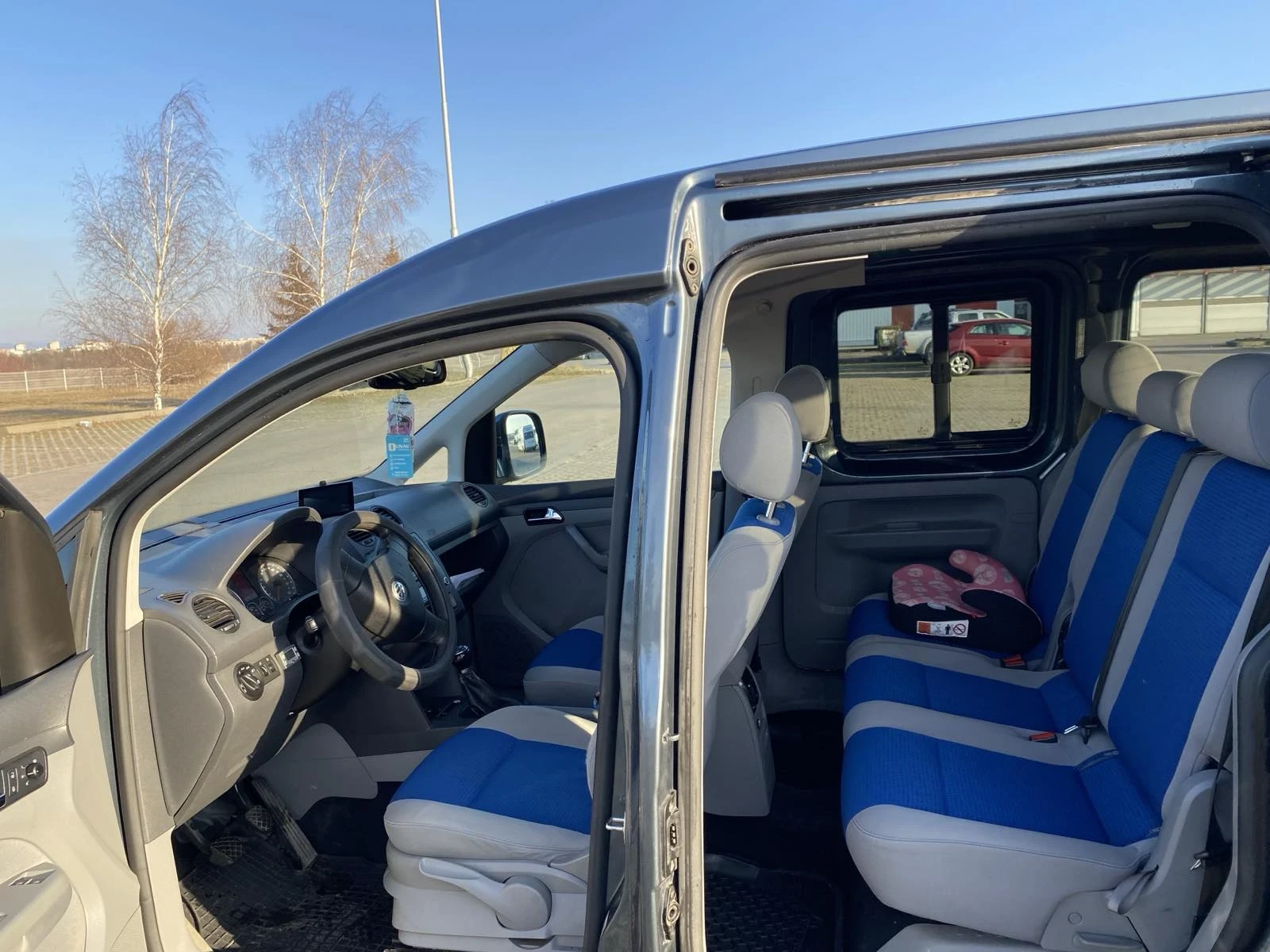 VW Caddy  4x4 6 скорости. - изображение 5