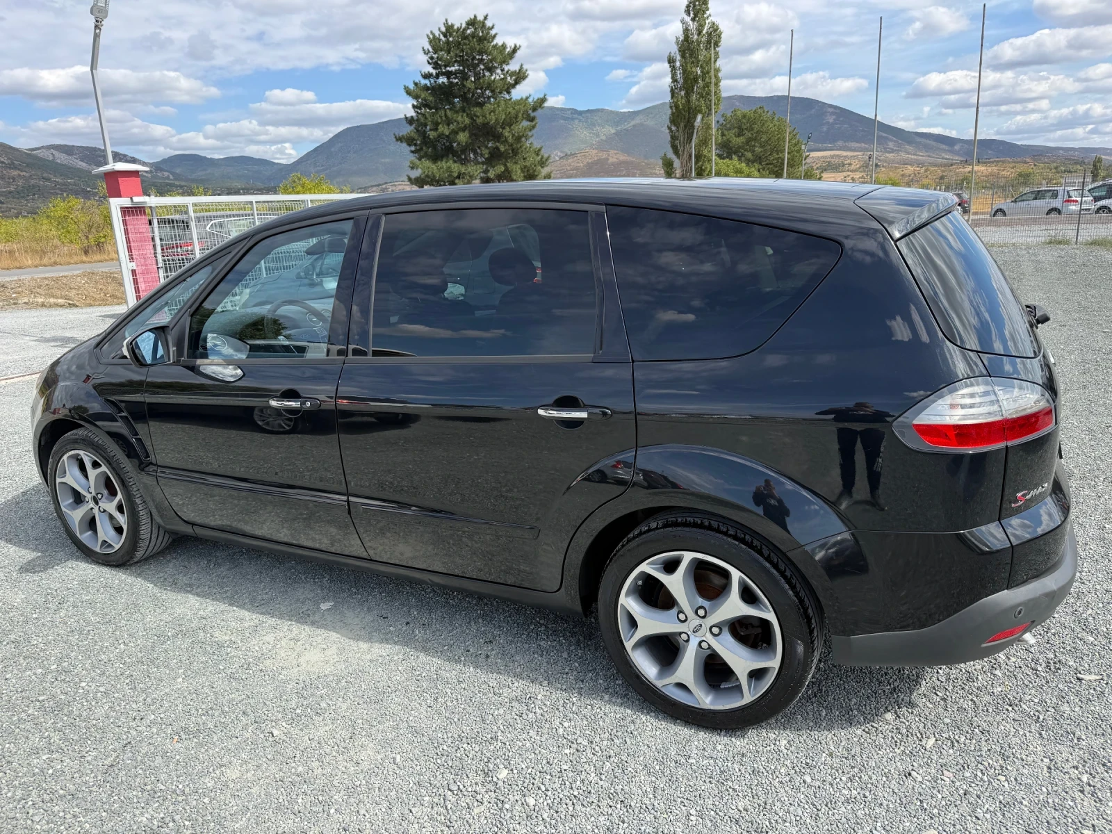 Ford S-Max (KATO НОВА) - изображение 8