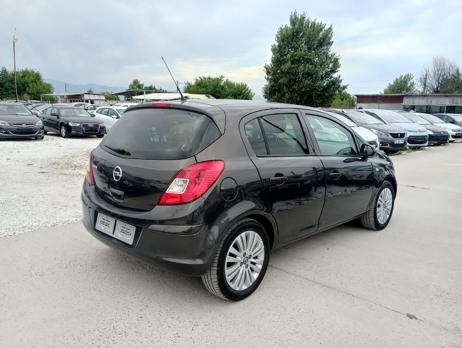 Opel Corsa 1.2бензин, Евро 5 - изображение 4