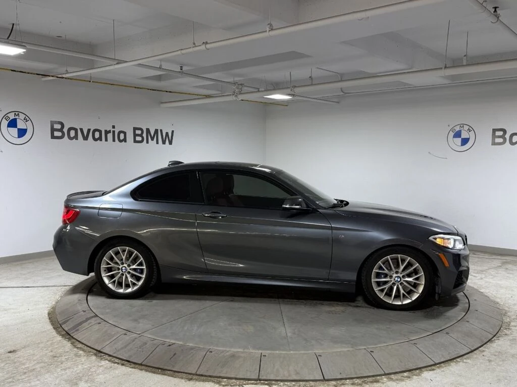 BMW 235 xDrive* M Sport* Premium Pack* Keyless* Панорама*  - изображение 6