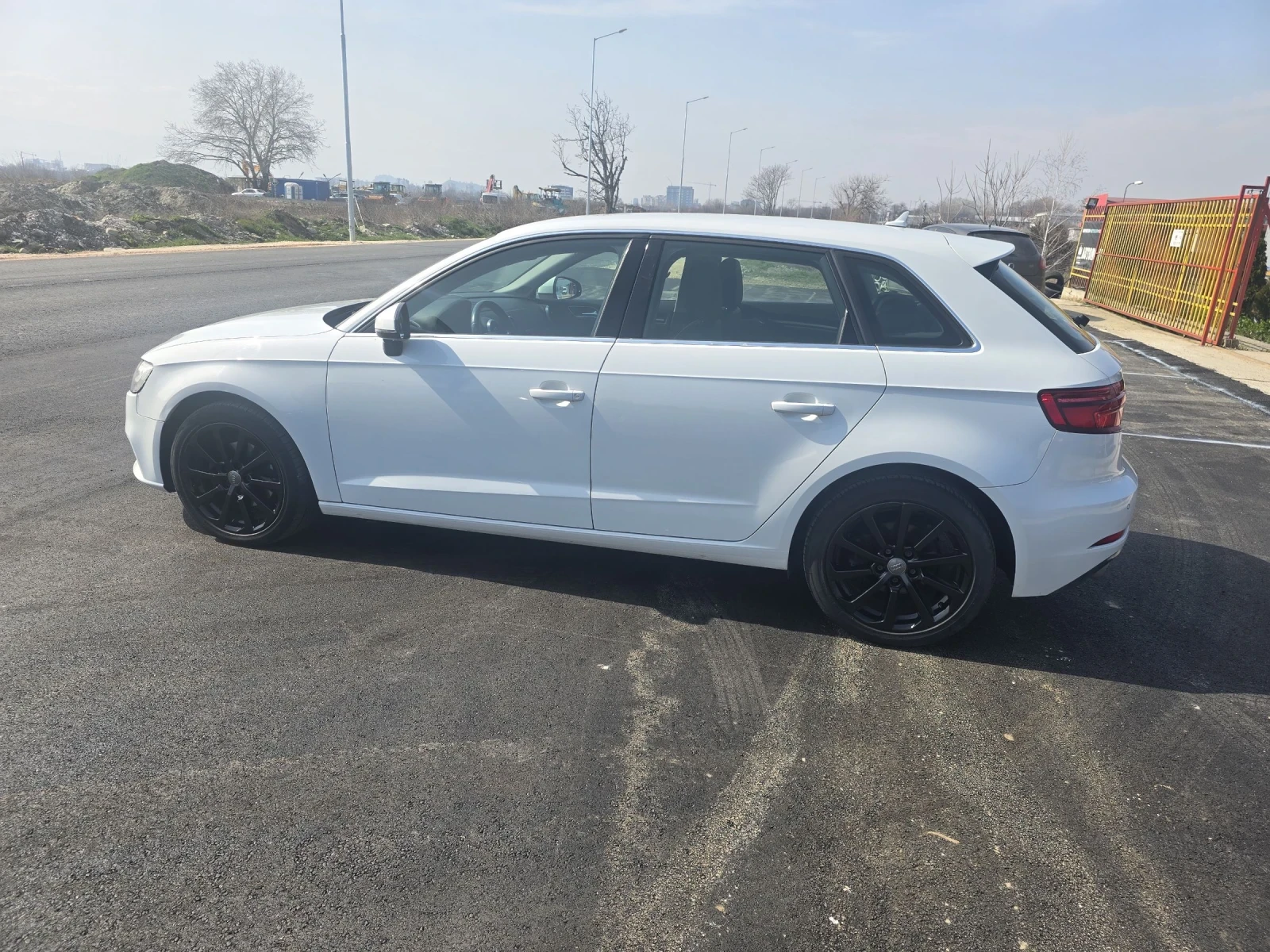 Audi A3 1.5 , снимка 8 - Автомобили и джипове - 53706685