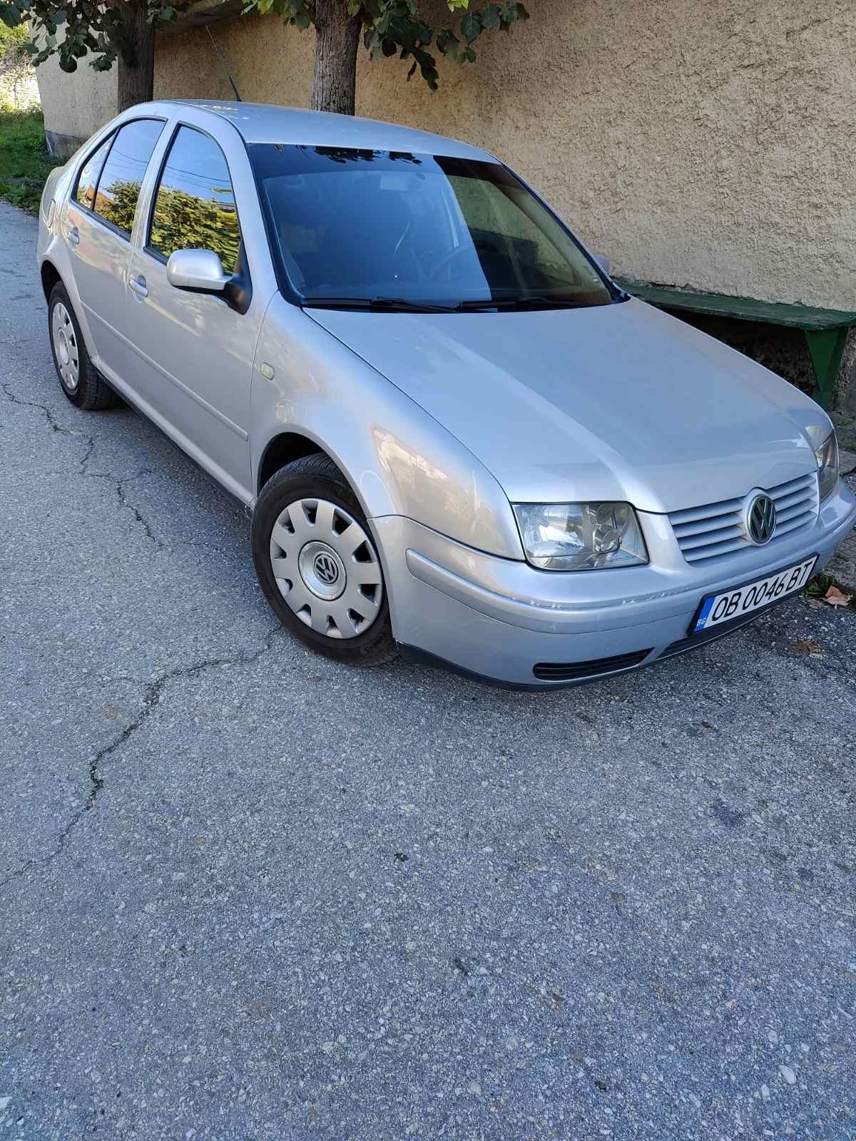 VW Bora, снимка 3 - Автомобили и джипове - 54069306