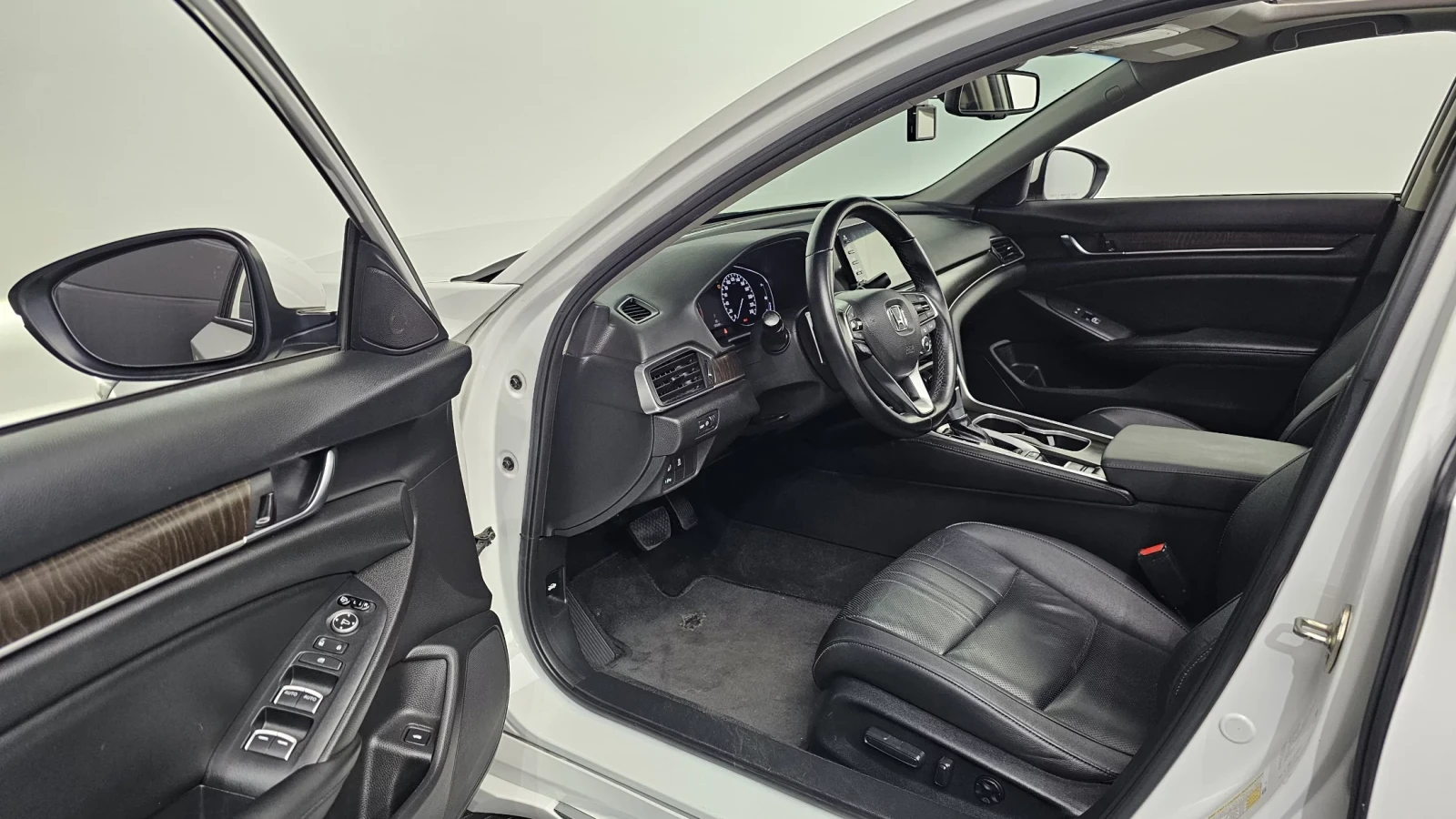 Honda Accord * DISTRONIC * ПОДГРЕВИ * КАМЕРА, снимка 7 - Автомобили и джипове - 54343716