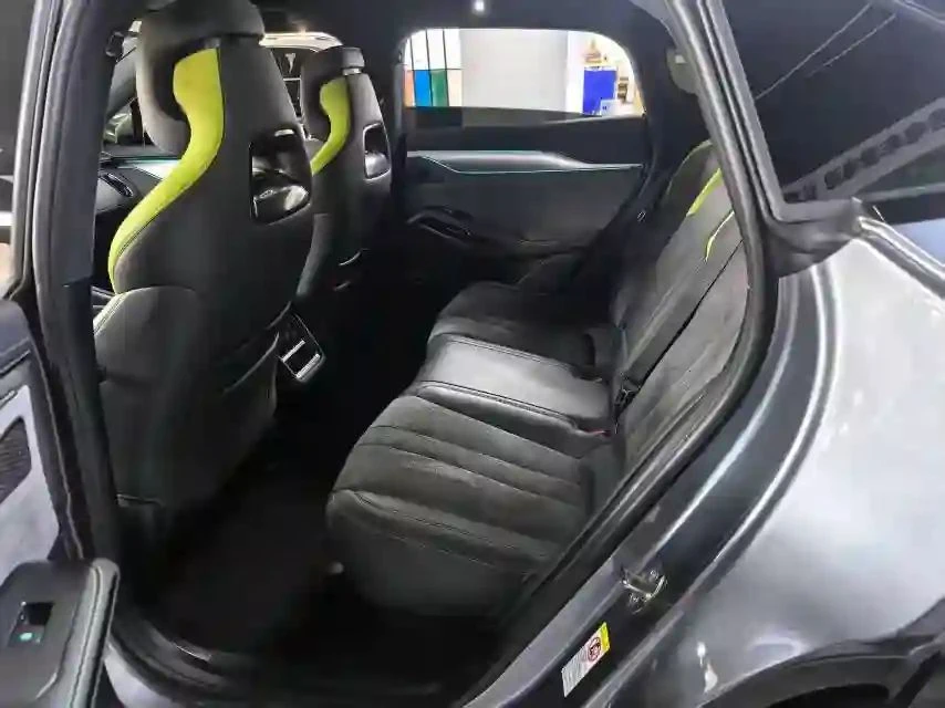 BYD Seal, снимка 11 - Автомобили и джипове - 54586323
