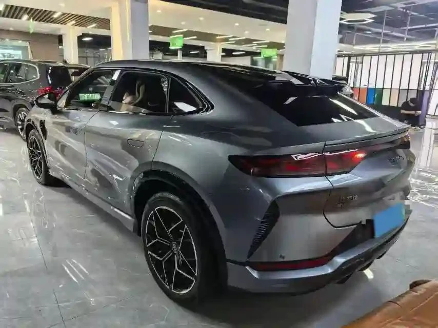 BYD Seal, снимка 12 - Автомобили и джипове - 54586323