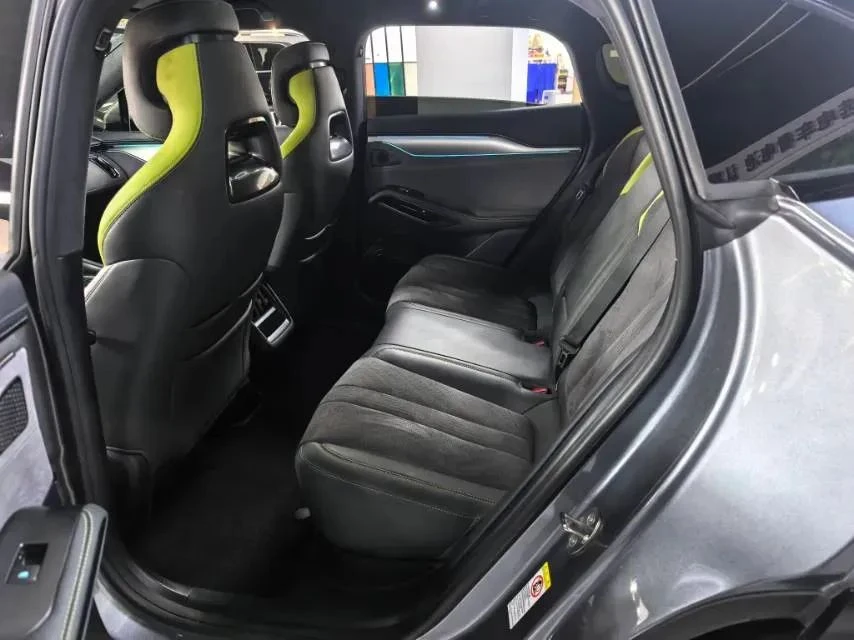 BYD Seal, снимка 2 - Автомобили и джипове - 54586323