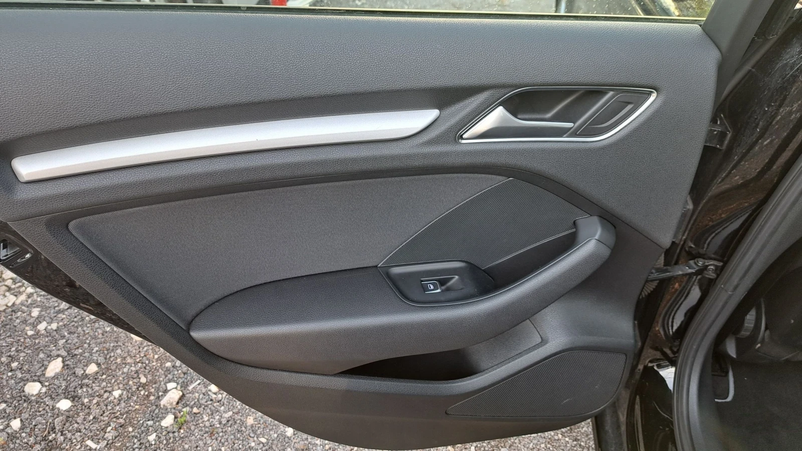 Audi A3 S-tronik, снимка 7 - Автомобили и джипове - 54664634