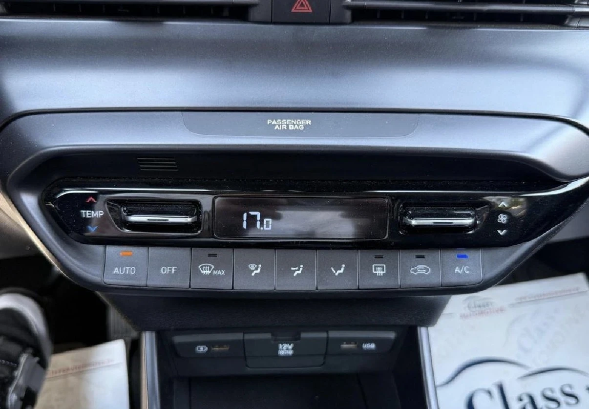 Hyundai I20 1.2i, снимка 8 - Автомобили и джипове - 55395592