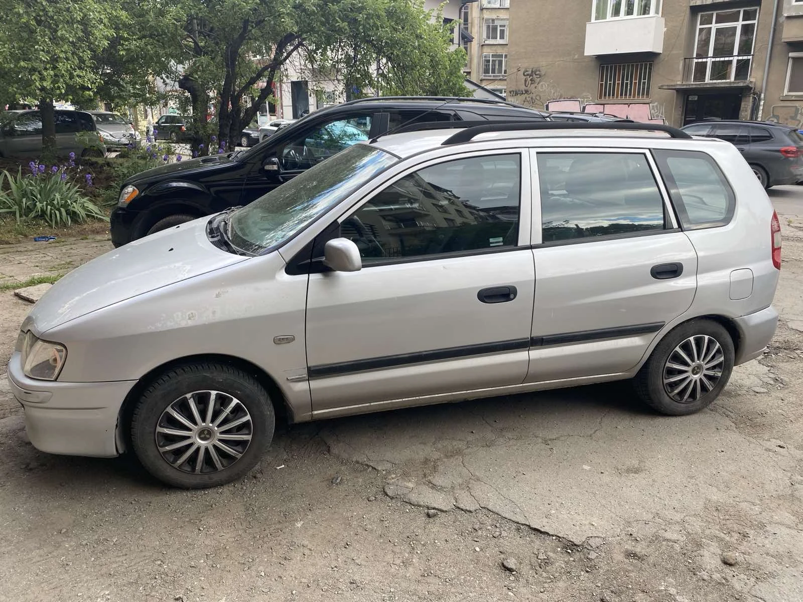 Mitsubishi Space star, снимка 4 - Автомобили и джипове - 55465942