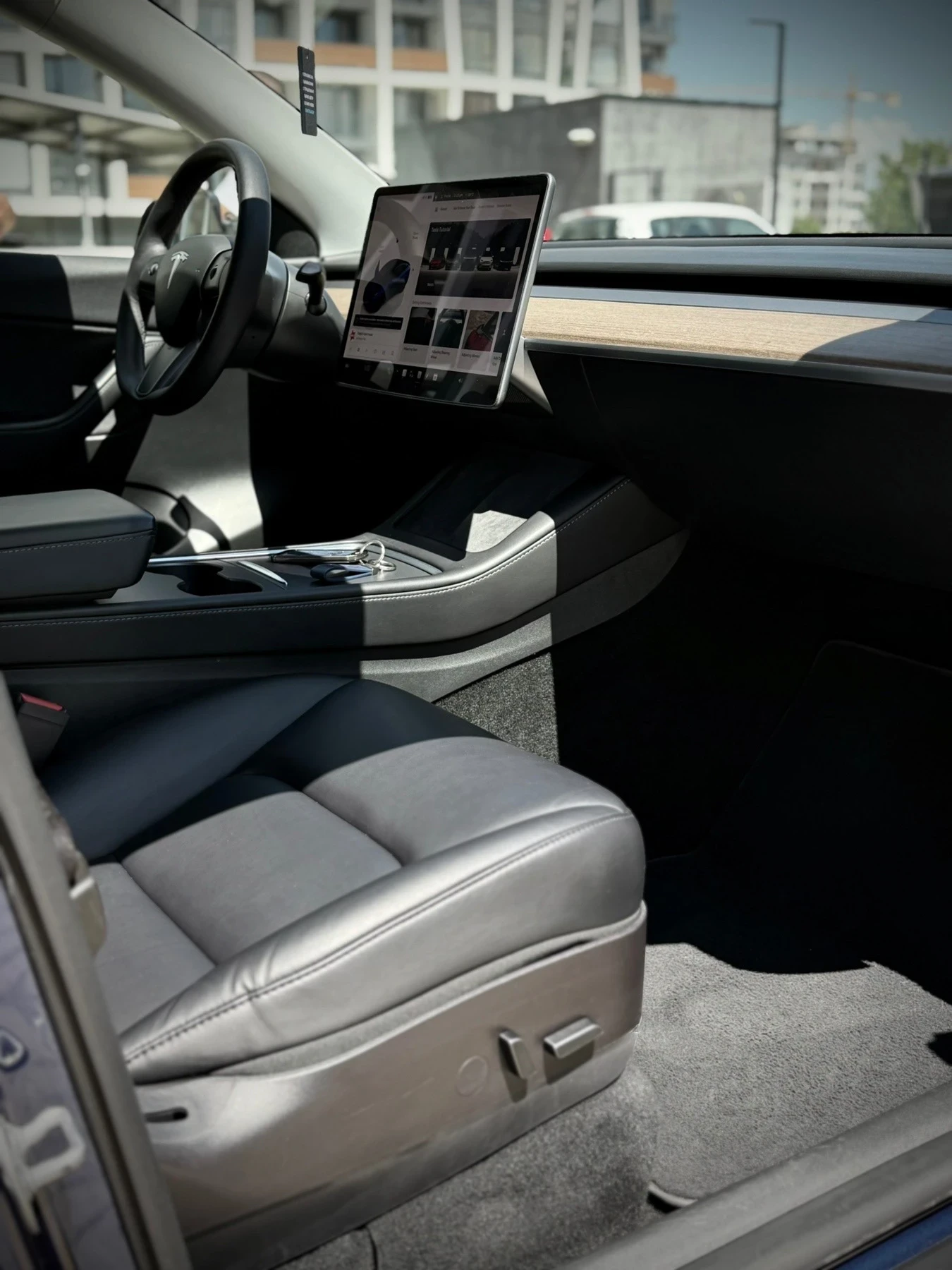 Tesla Model Y Performance , снимка 14 - Автомобили и джипове - 55852679