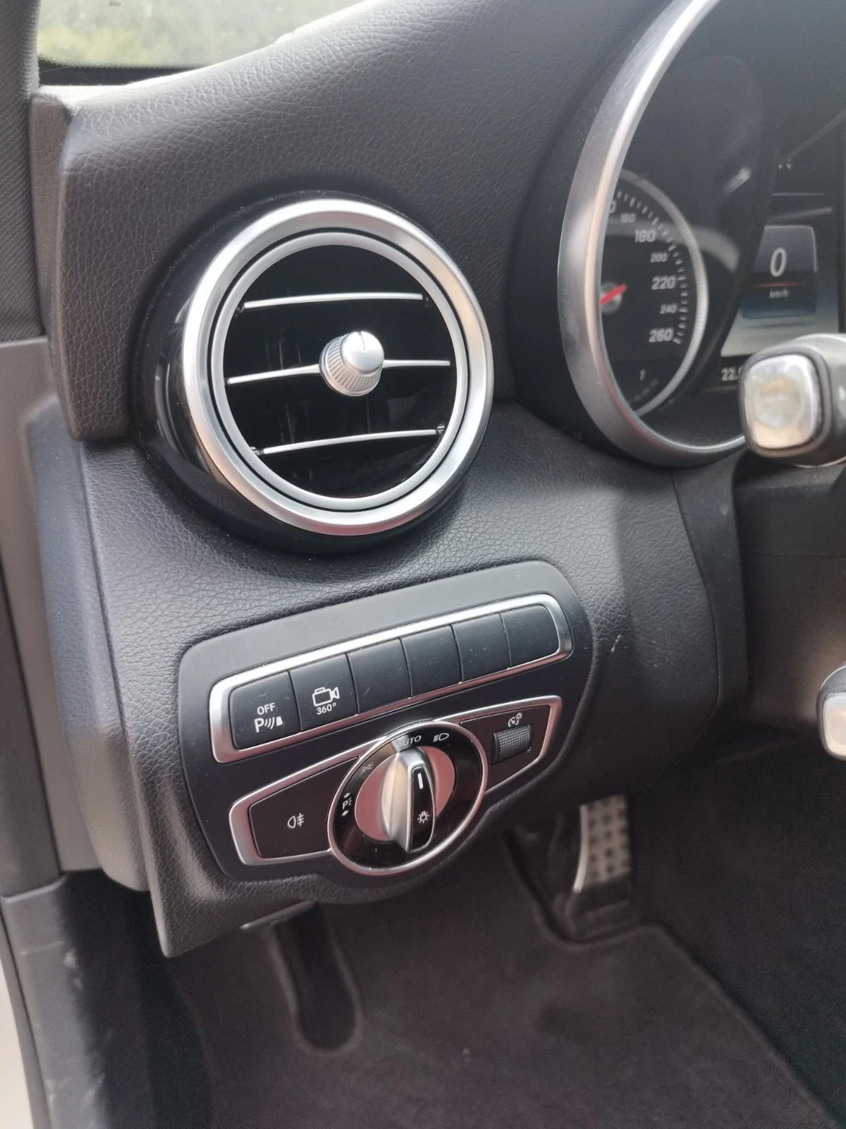 Mercedes-Benz C 220 AMG ПАКЕТ 360 КАМЕРА, снимка 11 - Автомобили и джипове - 55874609