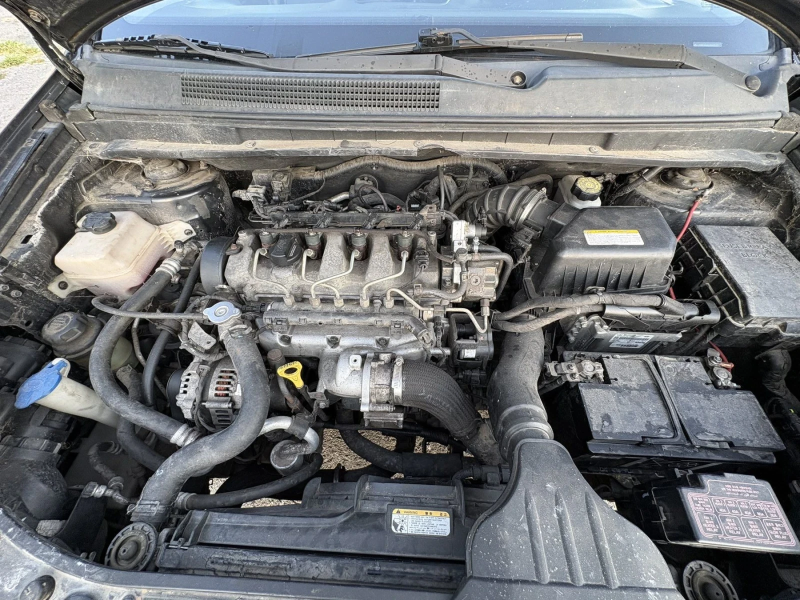 Kia Carens, снимка 11 - Автомобили и джипове - 56040254