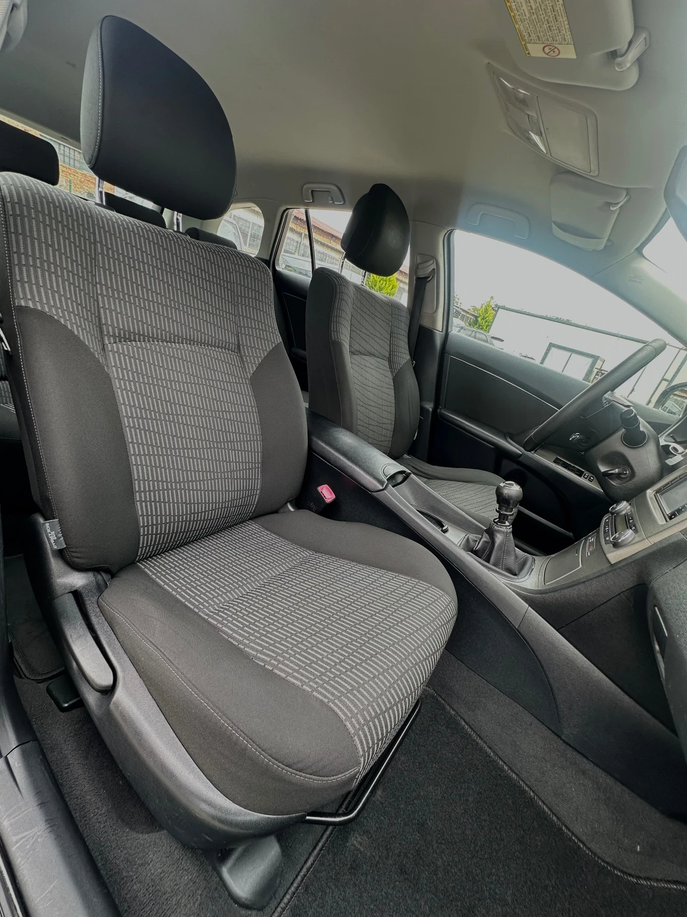 Toyota Avensis 1.8 VVT-i Edition* ����* ������* �������� �������* | Mobile.bg � ����������� 11
