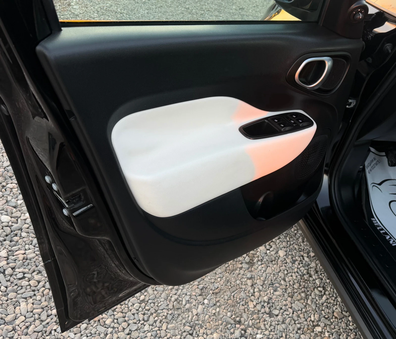 Fiat 500L 1.4i 95kc* GPL * 149000km * NOVA * ЛИЗИНГ * , снимка 10 - Автомобили и джипове - 56303175