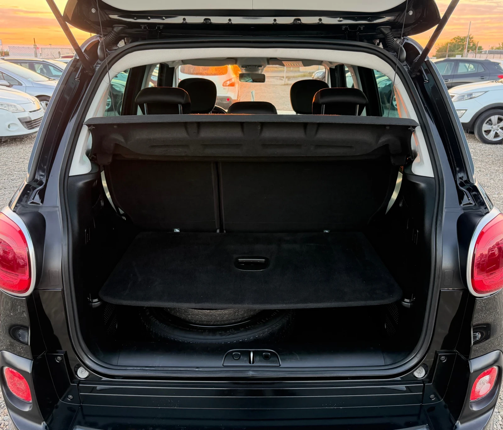 Fiat 500L 1.4i 95kc* GPL * 149000km * NOVA * ЛИЗИНГ * , снимка 12 - Автомобили и джипове - 56303175