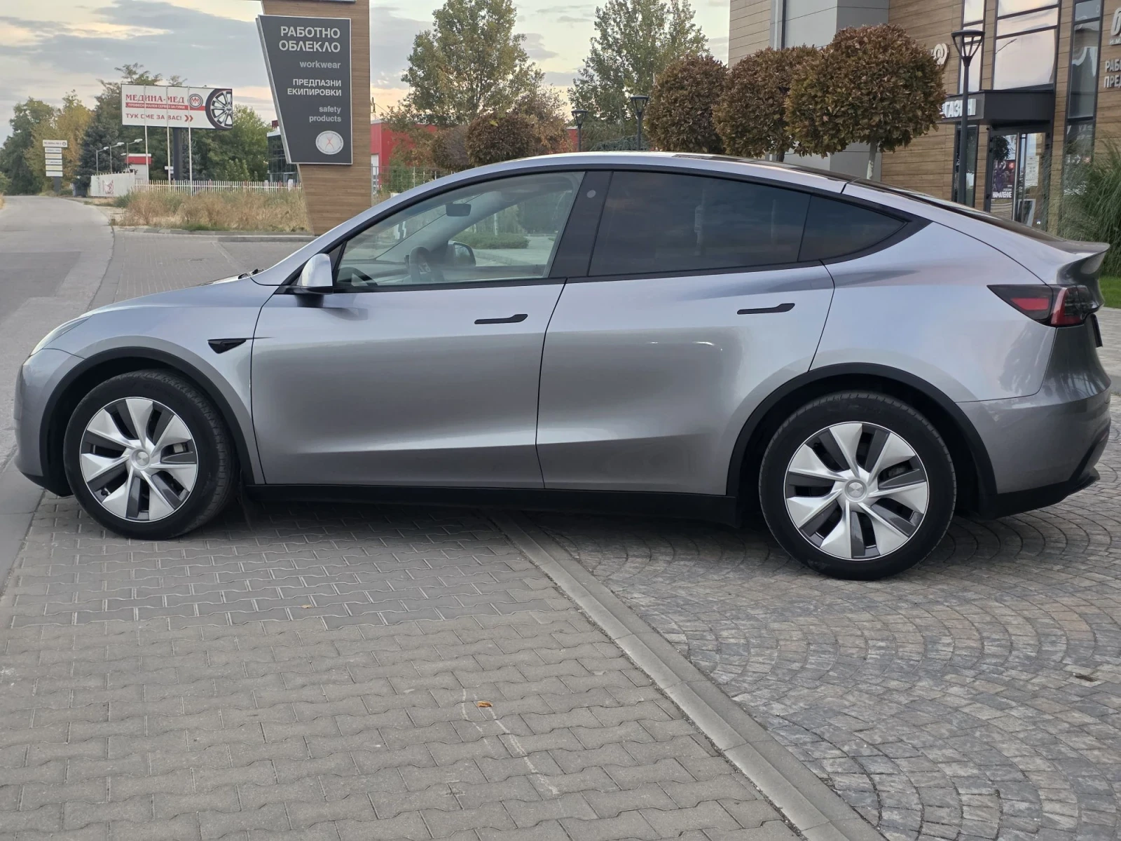 Tesla Model Y �������/ LONG RANGE/ DUAL MOTOR/ GERMANY/ �������� | Mobile.bg � ����������� 2