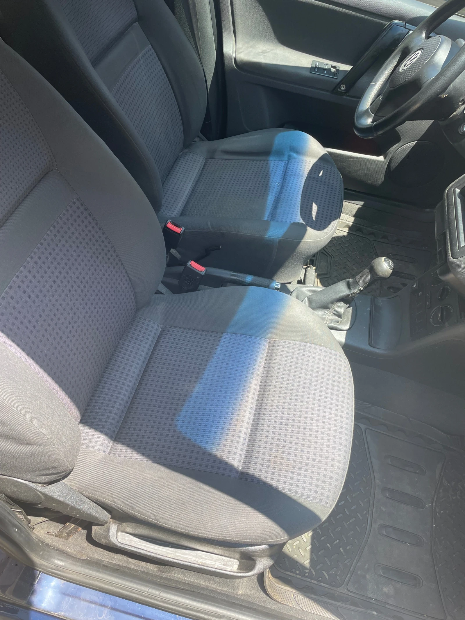 VW Polo 1.4 16 v, снимка 6 - Автомобили и джипове - 56749665