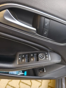 Mercedes-Benz GLA 220, снимка 11