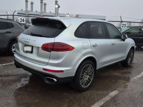Porsche Cayenne AWD/ПОДГРЕВ/ОБДУХ/ПАНО/CARFAX/ФИНАНСИРАНЕ, снимка 3