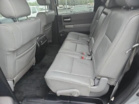 Toyota Sequoia 5.7 4x4 JBL, снимка 13