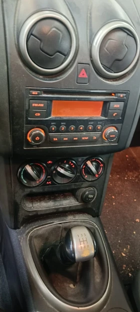 Nissan Qashqai 1.6 газ фейслифт - 2450 € / 4791.78 лв. - 12545832 13