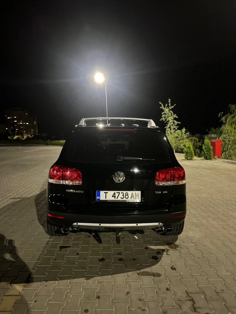 VW Touareg 3.0 TDI, снимка 3 - Автомобили и джипове - 49600667