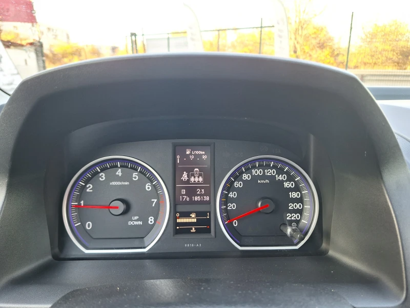 Honda Cr-v 2, 0i-BCИЧКИ ЕКСТРИ-ДИСТРОНИК-НАВИ-КОЖА, снимка 17 - Автомобили и джипове - 52415070