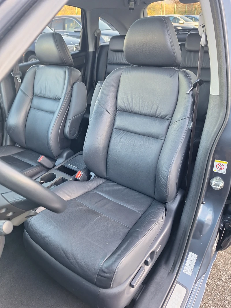 Honda Cr-v 2, 0i-BCИЧКИ ЕКСТРИ-ДИСТРОНИК-НАВИ-КОЖА, снимка 9 - Автомобили и джипове - 52415070