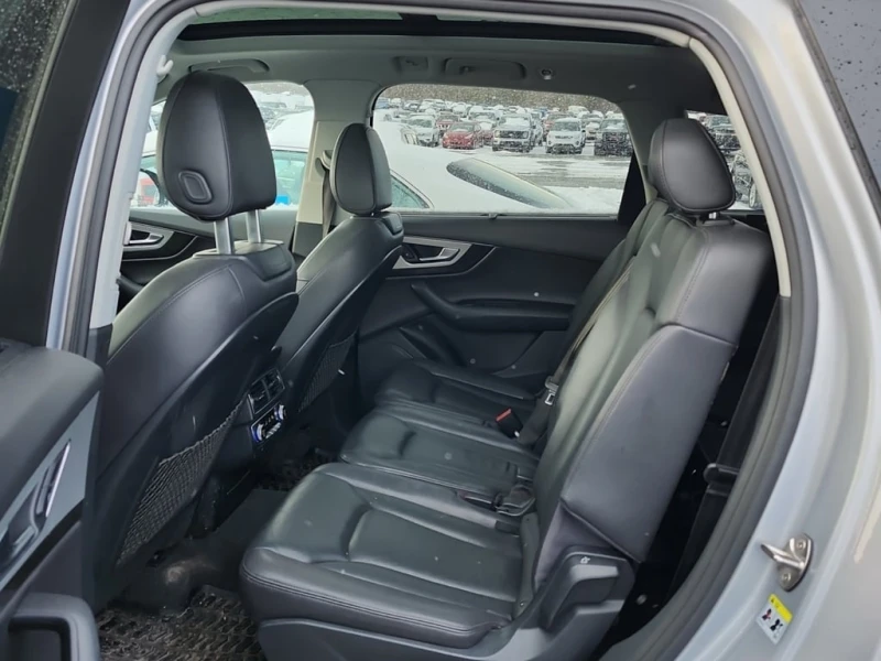 Audi Q7 * 3.0T TECHNIK * CARFAX * БЕЗ ПЪРВОНАЧАЛНА ВНОСКА, снимка 13 - Автомобили и джипове - 53231841