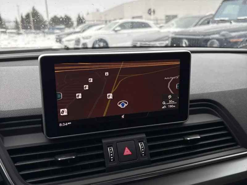 Audi Q5 KOMFORT| ПОДГРЕВИ| CARFAX+ 2 ЧИФТ ДЖАНТИ С ГУМИ, снимка 7 - Автомобили и джипове - 53498881