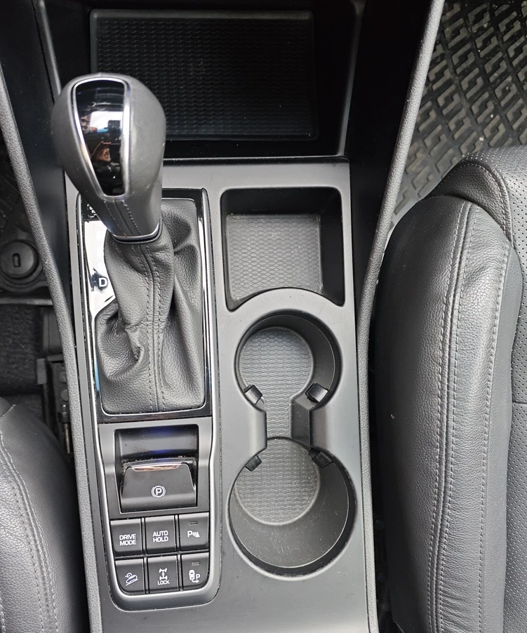 Hyundai Tucson 1.6 T-GDI, снимка 9 - Автомобили и джипове - 56725936