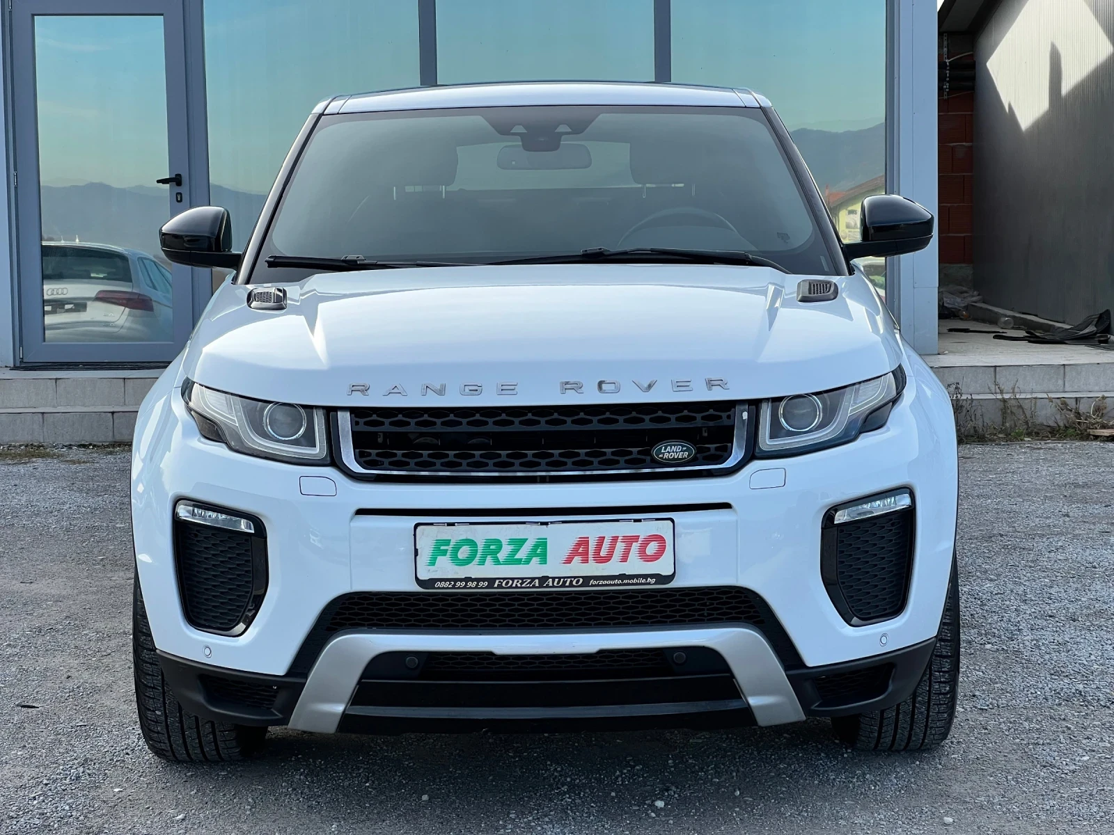 Land Rover Evoque 2.0D-DYNAMIC-ПАНОРАМА-4X4-NAVI-* 119000KM*  - изображение 2