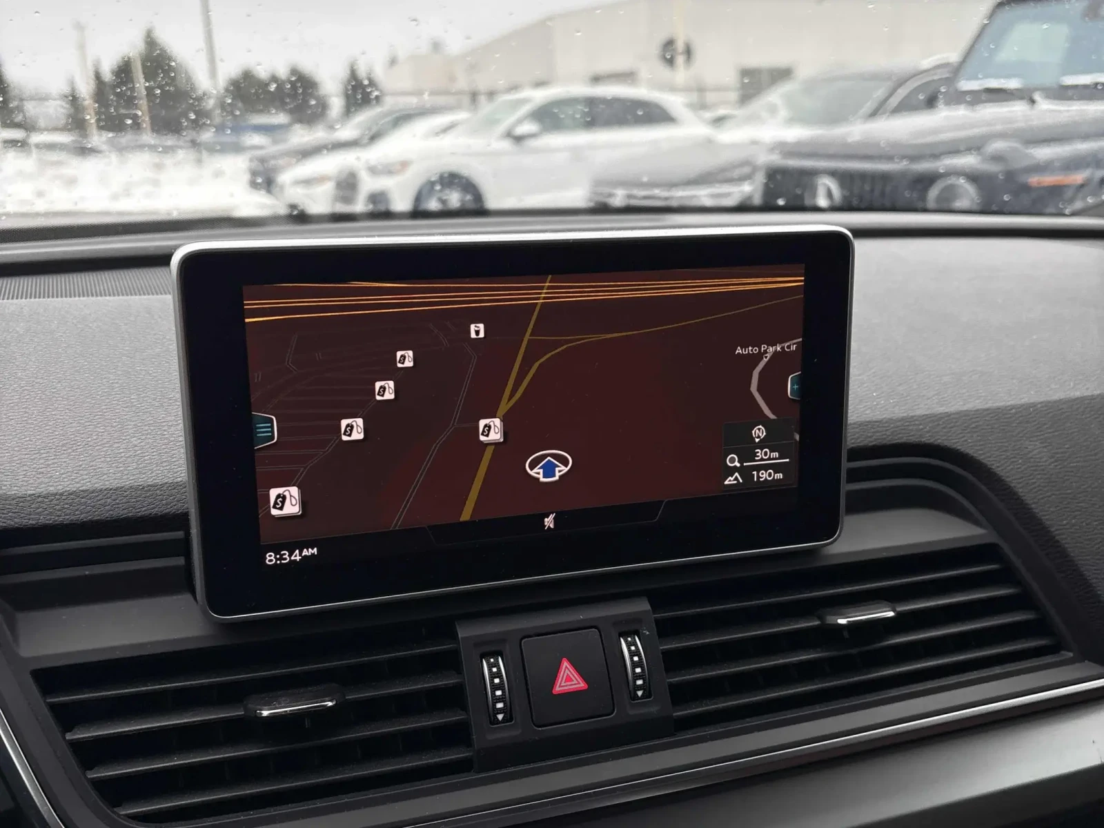 Audi Q5 KOMFORT| ПОДГРЕВИ| CARFAX+ 2 ЧИФТ ДЖАНТИ С ГУМИ - изображение 7